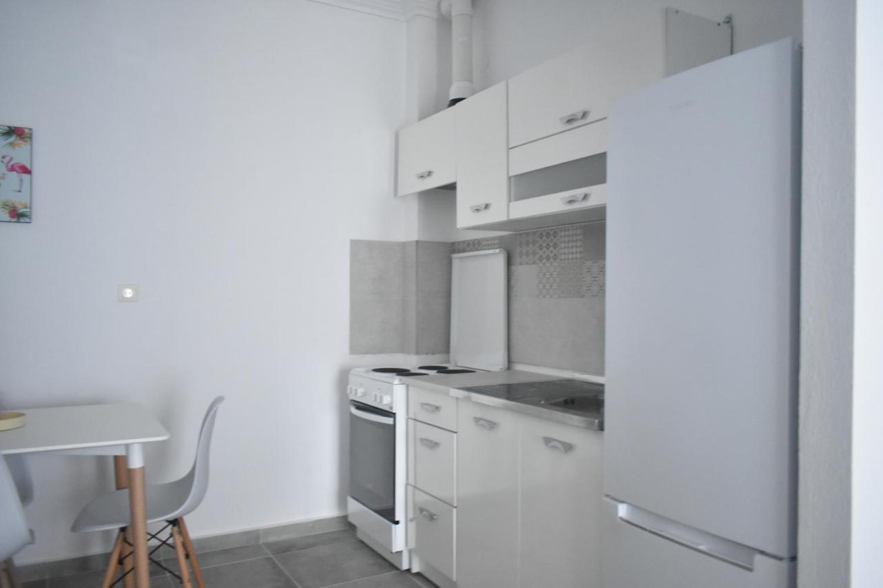Seaside Apartments Nea Iraklia Exterior foto
