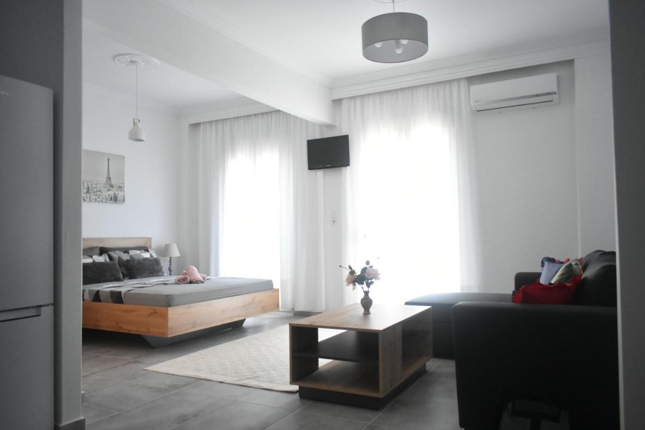 Seaside Apartments Nea Iraklia Exterior foto