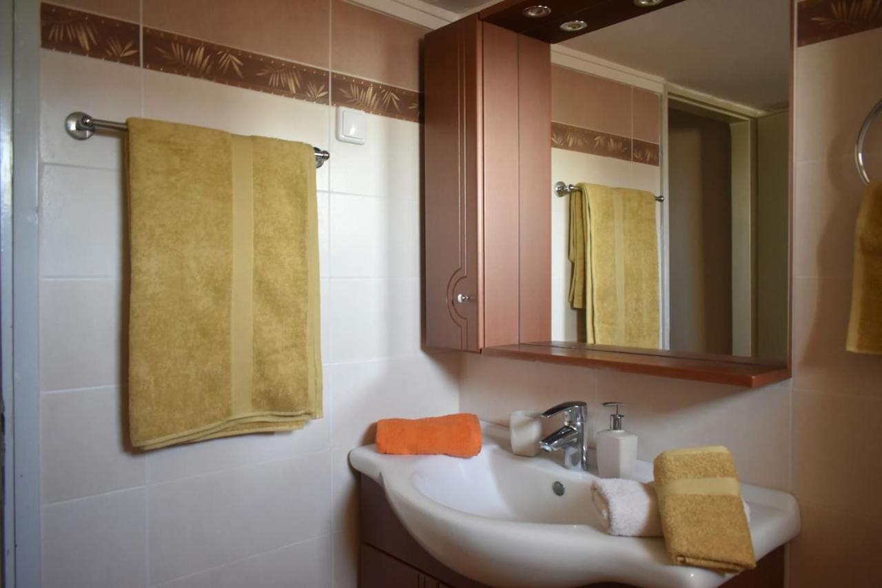 Seaside Apartments Nea Iraklia Exterior foto